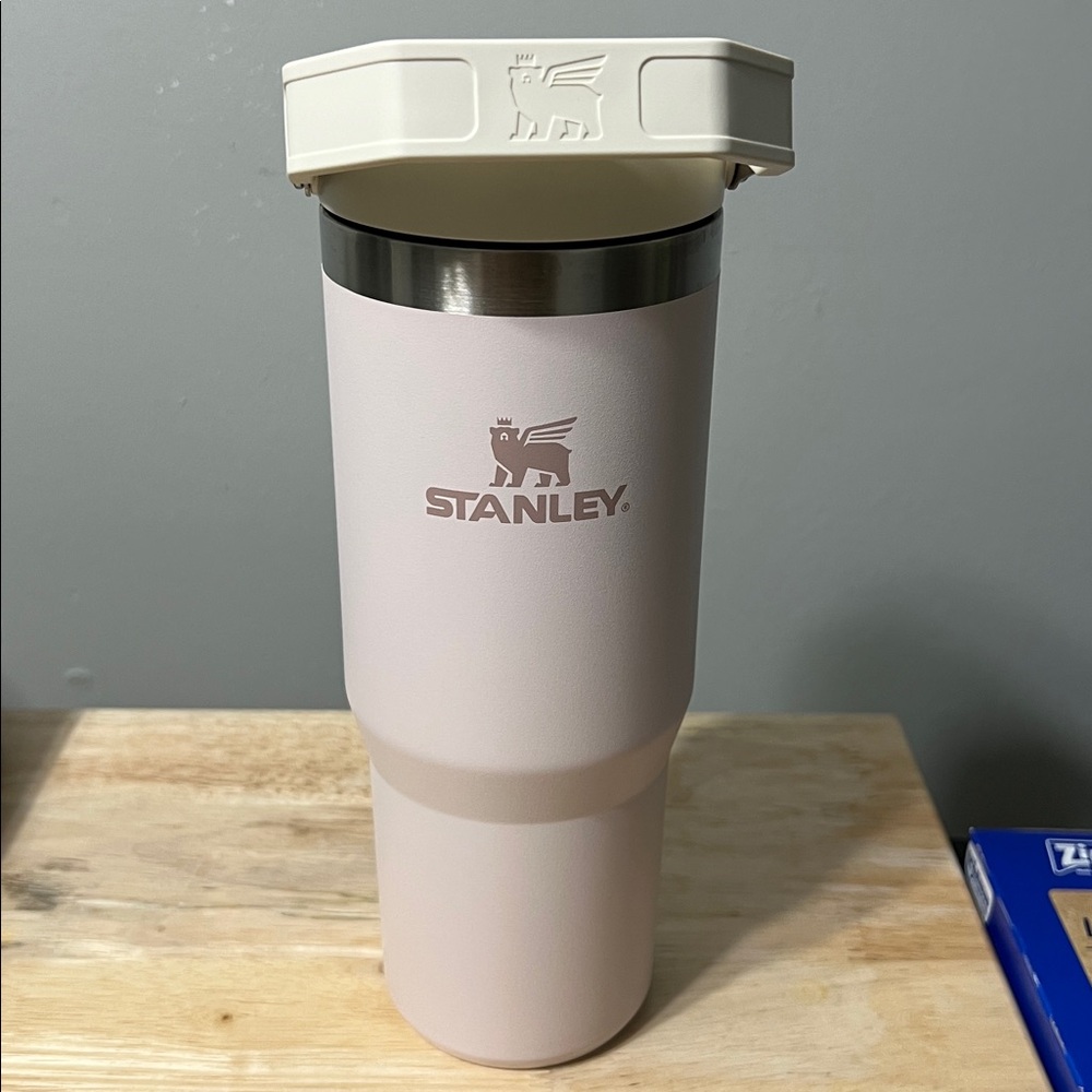 Stanley Light Pink Tumbler 30oz NWOT